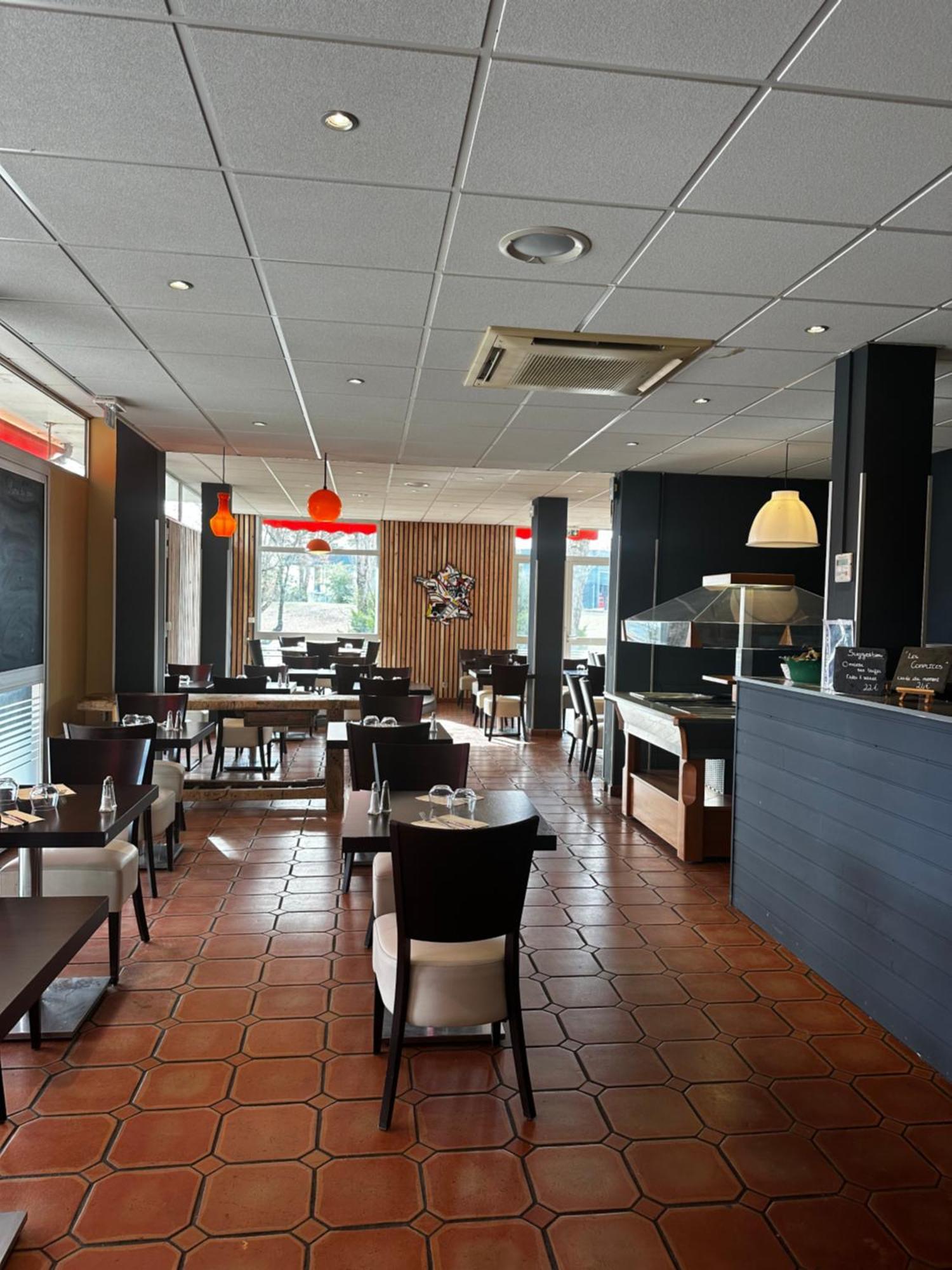 L'Aquitaine - Cahors Sud Hotel L'Hospitalet  Екстериор снимка